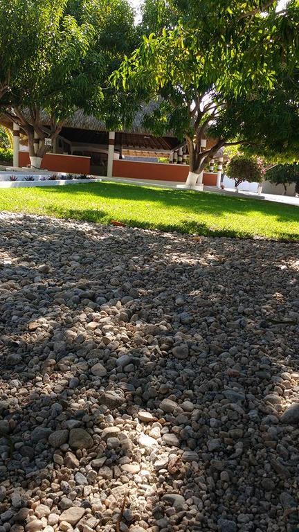 Hotel Y Club Campestre Altos Paraiso Пуэрто-Эскондидо Экстерьер фото