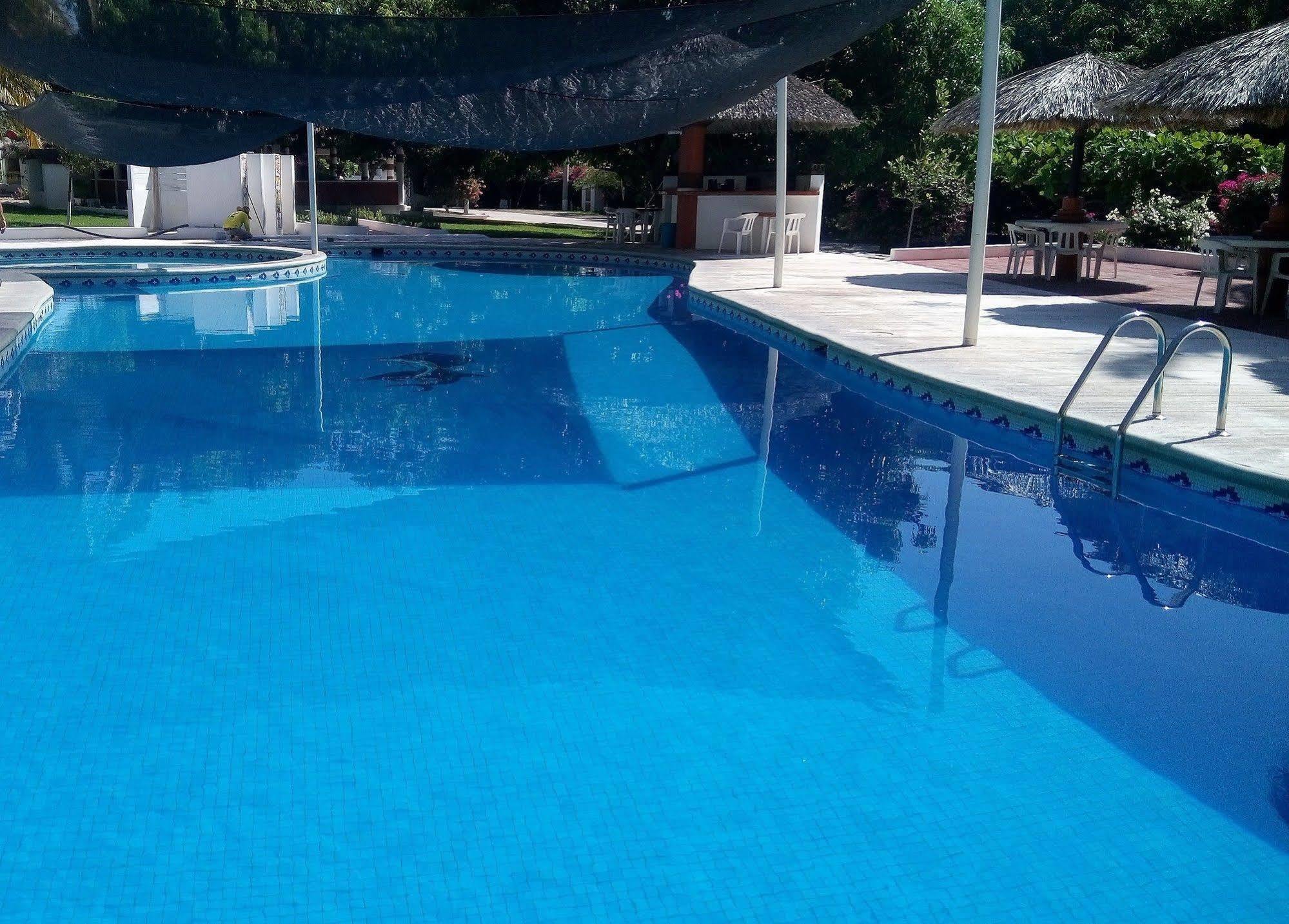 Hotel Y Club Campestre Altos Paraiso Пуэрто-Эскондидо Экстерьер фото