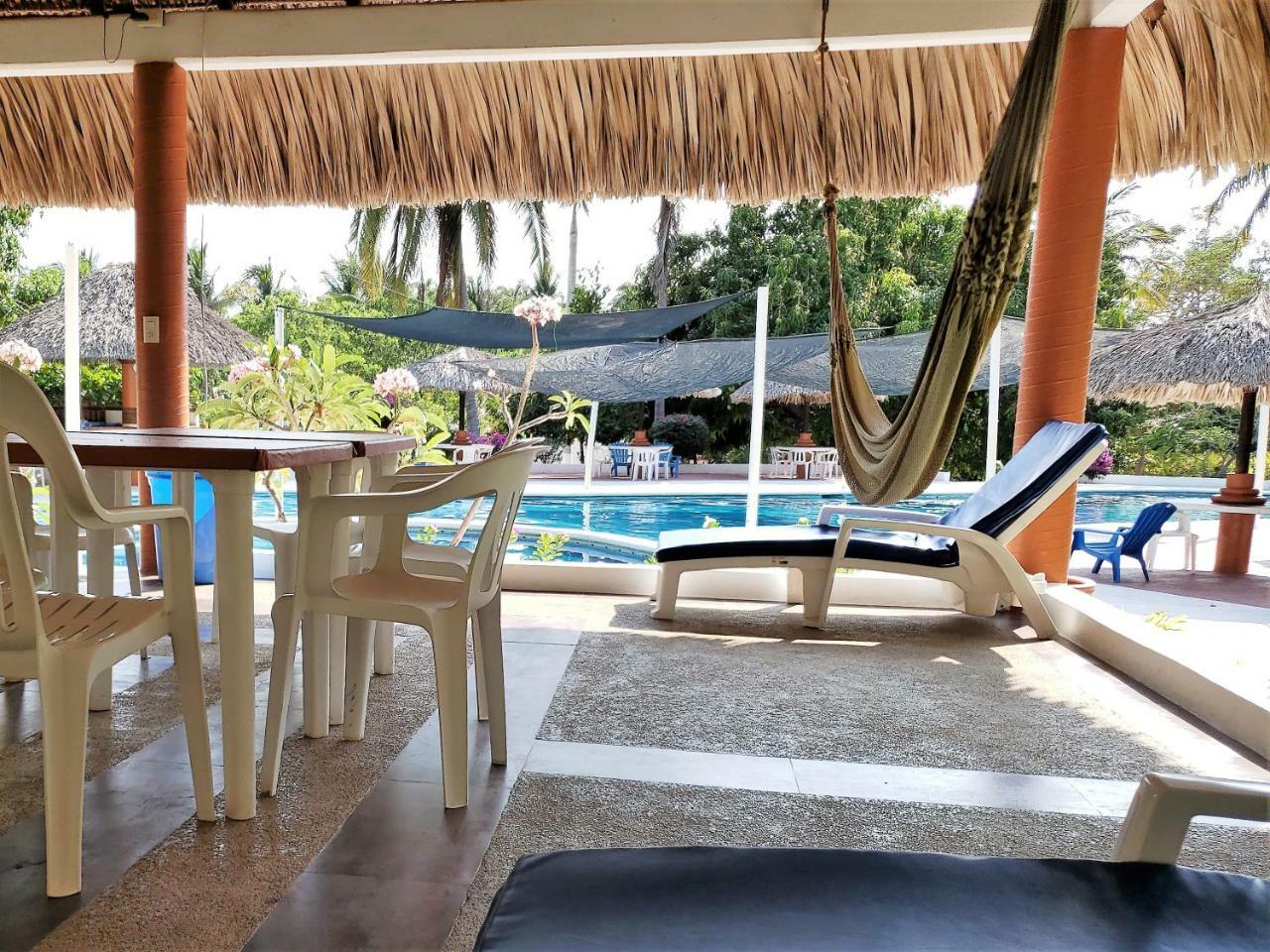 Hotel Y Club Campestre Altos Paraiso Пуэрто-Эскондидо Экстерьер фото